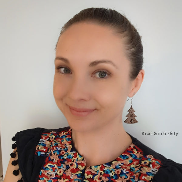 Women wearing Merry Drops as a size guide.