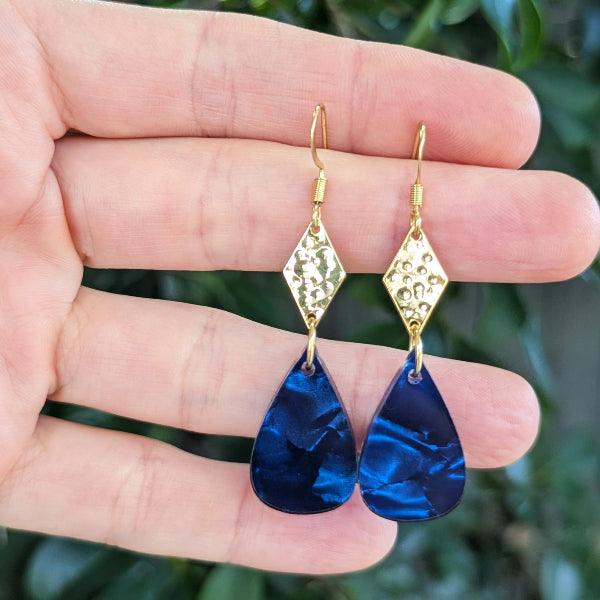 Edan Gold - Acrylic Earrings