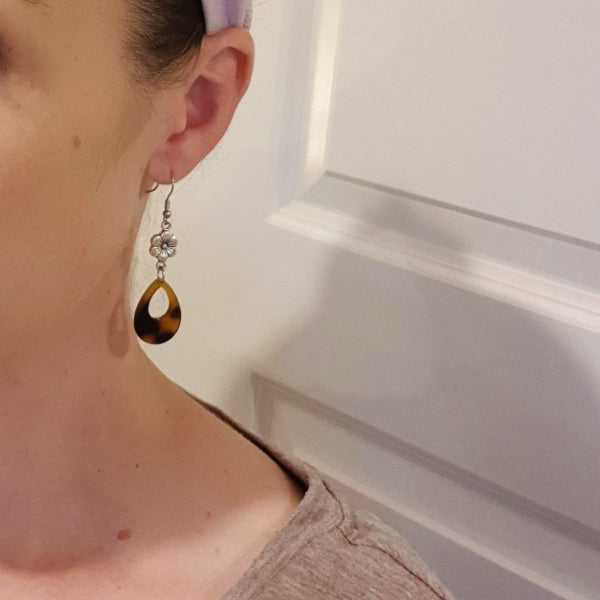 Women wearing Earthy Floral Drops as a size guide.